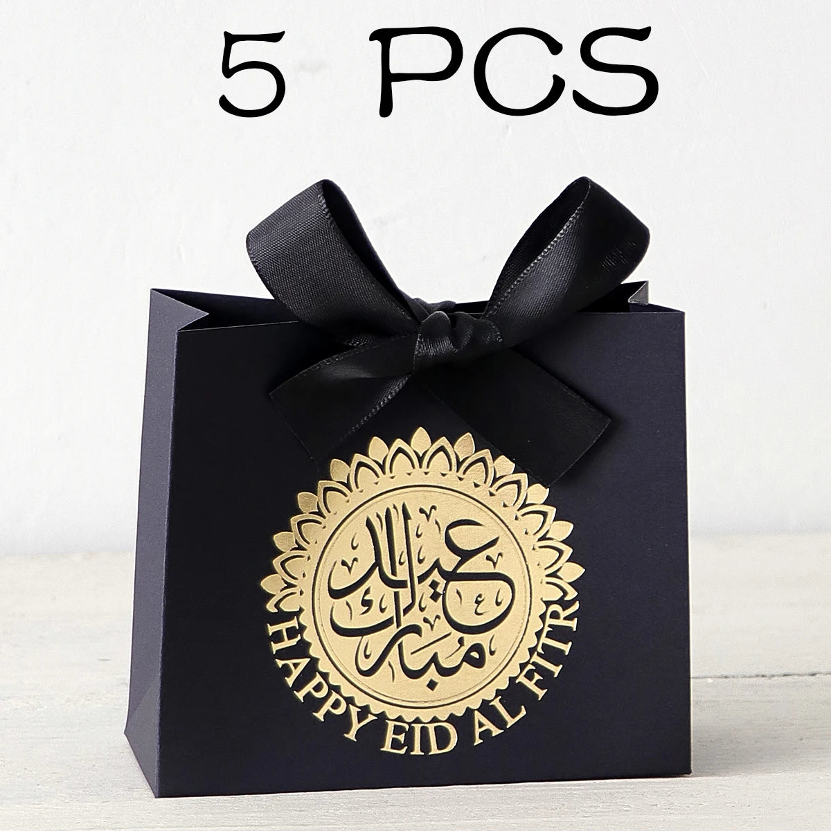 5 Exquisite and Compact Eid Gift Boxes, Each Featuring Elegant Black, Luxurious Green, and Pure White as Their Main Colors, Adorned with Delicate Arabic Script and Golden Circles, and Tied with Luxurious Gold and Silver Ribbo Qme --5Pcs-Black- 11.5X10X4.5Cm