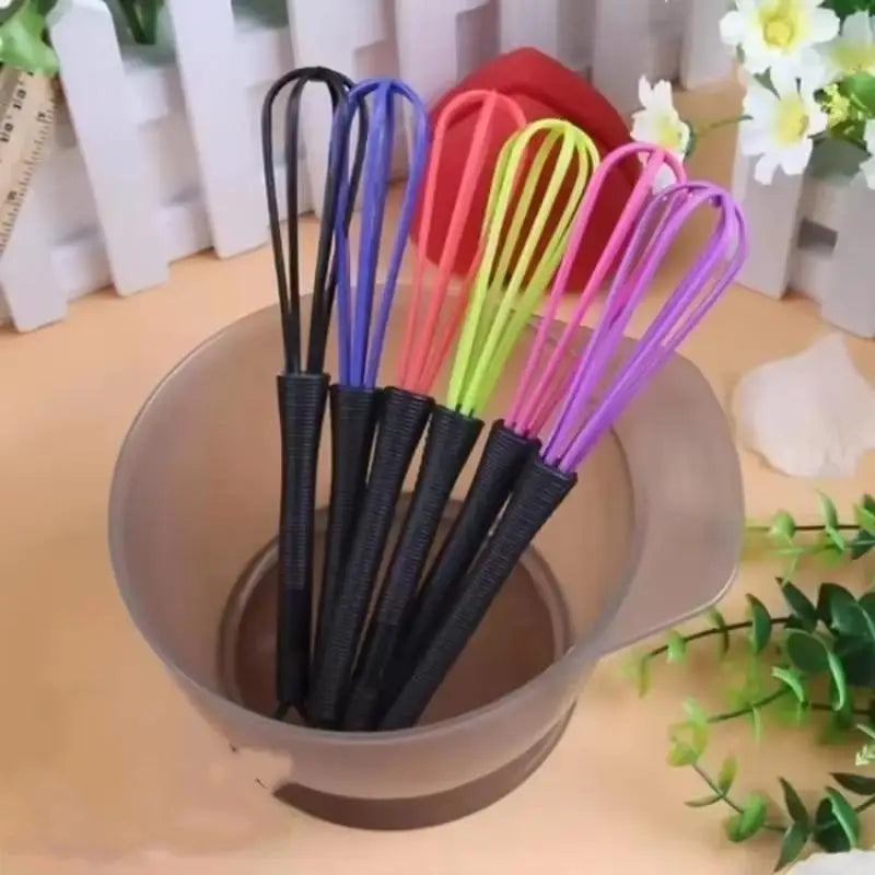 1 Portable Manual Eggs Beater Kitchen Baking Plastic Mixing Cream Qme