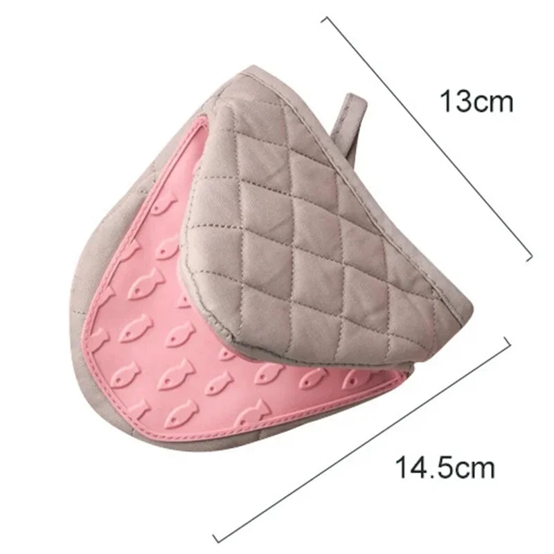 Fish Shaped Silicone Anti Scald Oven Gloves Kitchen Tray Dish Holder Qme