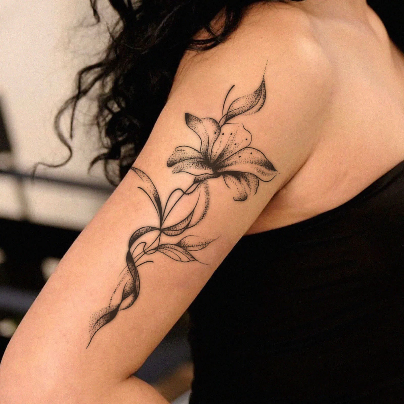 Black Lily Tattoo Sticker, Temporary Tattoo, Cold High-End Floral Back Strip, Waterproof Body Art for Women, Long-Lasting Design Qme