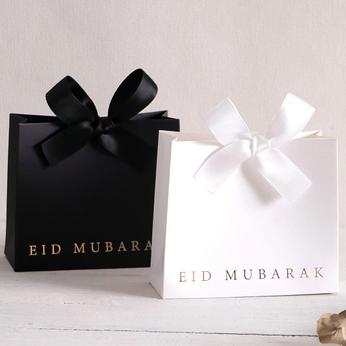10Pcs, Eid Mubarak Laminated Mini Gift Boxes, Classic Black, White and Pink, with Elegant Ribbon, Size: 11.5*10 * 4.5cm - Perfe Qme