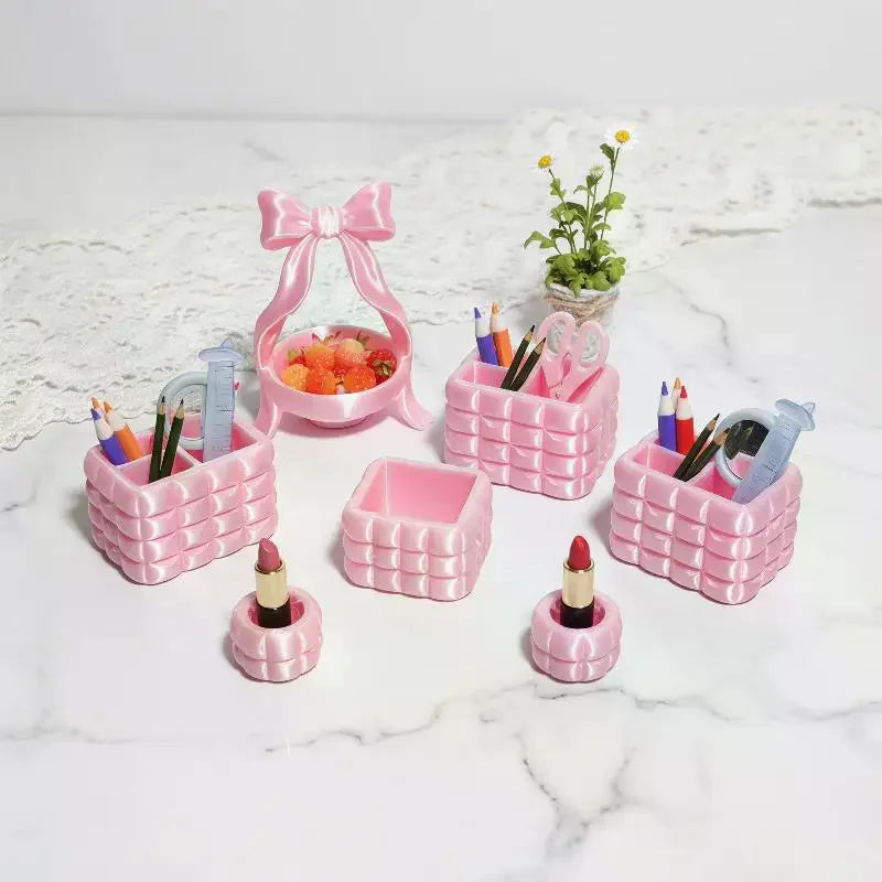 Miniature Cosmetic Storage Box Dollhouse Mini Pink Case Model Decor Qme