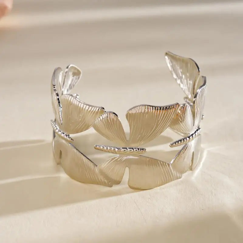 Vintage Ginkgo Leaf Butterfly Open Cuff Bangle Gold Silver Wide Statement Bracelet For Women Boho Party Jewelry Qme A6