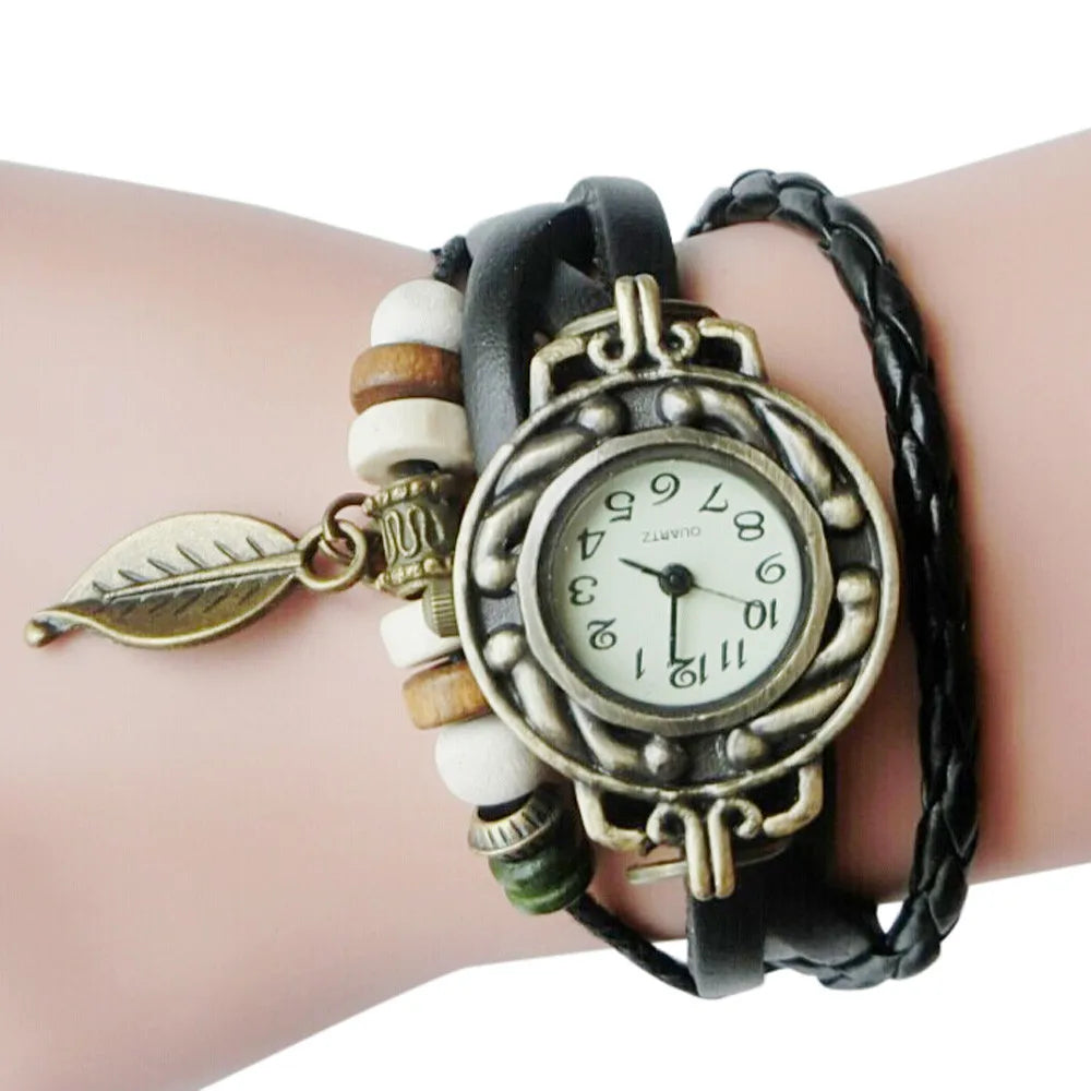 Women’s Vintage And Personalized Leather Winding Bracelet With Leaf Pendant Fashion And Casual No Waterproof Quartz Watch Qme