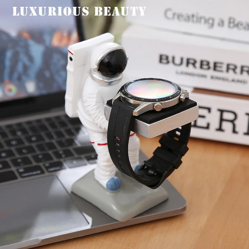 Astronaut-themed Magnetic Watch Charger Stand Apple Huawei Space Qme