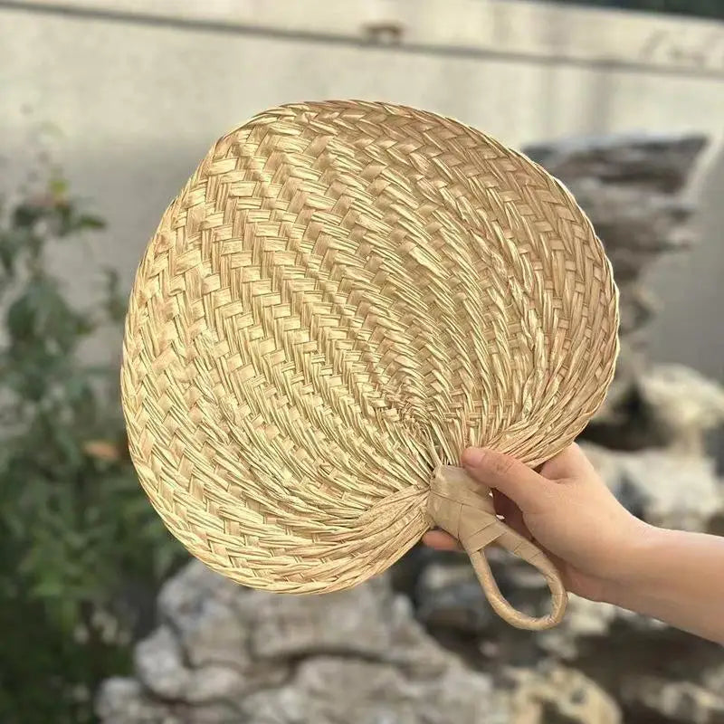 Vintage Palm-Leaf Palm-Leaf Fan Lightweight Natural Cooling Fan Handmade Fan Home Decoration Qme about 30-32cm