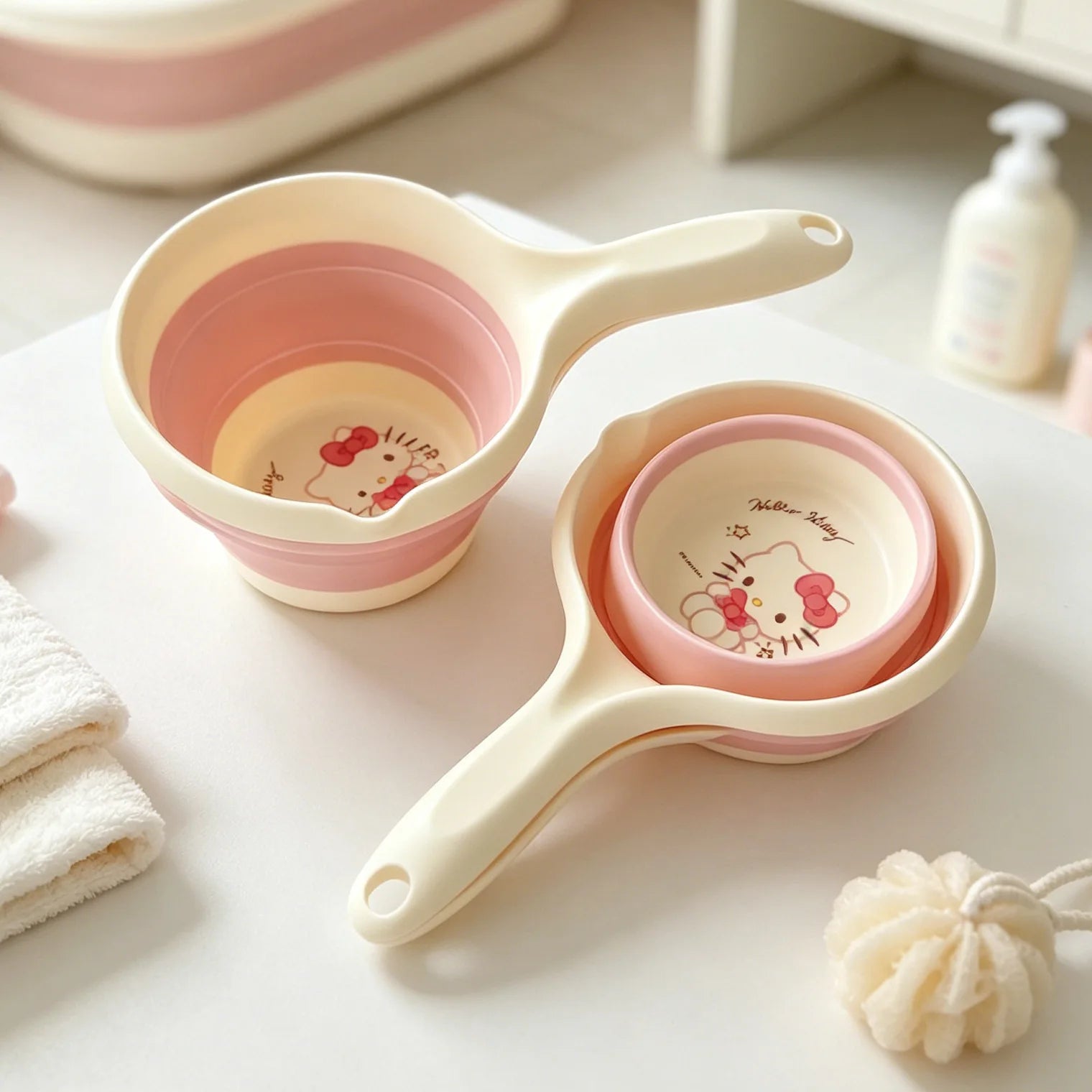 Hello Kitty Kuromi Folding Water Scoop Household Shampoo Scoop Silicone Telescopic Water Scoop for Students Qme 2