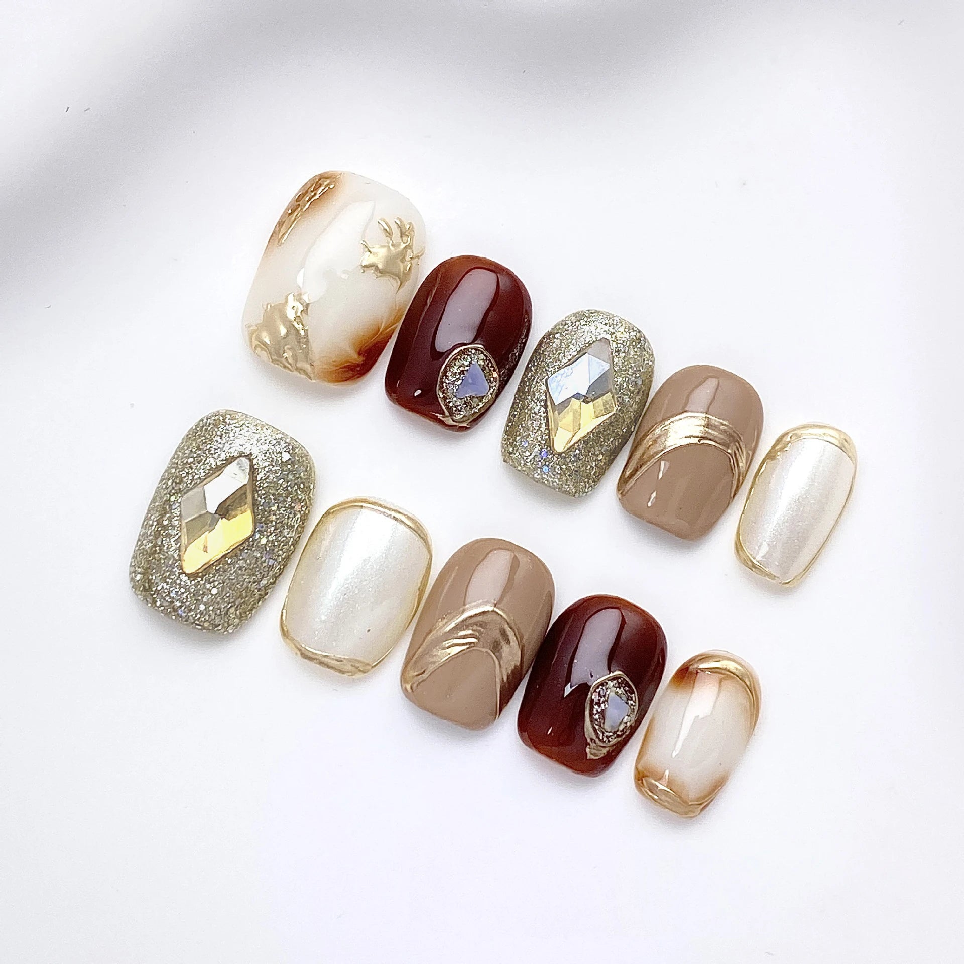 Handmade Short Round Press Nails Gilded Baroque Sparkling Cat Eye Qme GJ-CDJ-ZB227-M