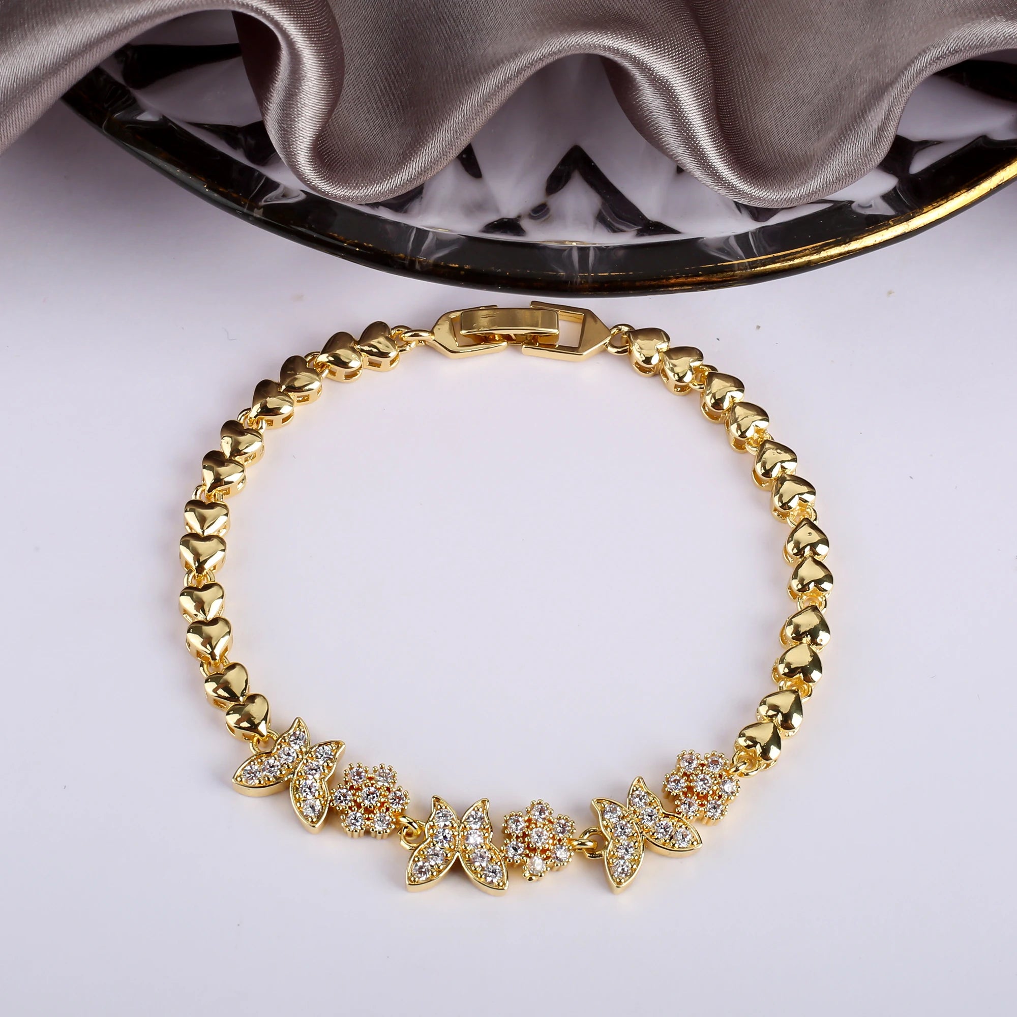 10 Style Classic Shiny CZ Heart Shaped Butterfly Star Geometric Bracelet Delicate For Women Party Wedding Jewelry Gift Wholesale Qme 6