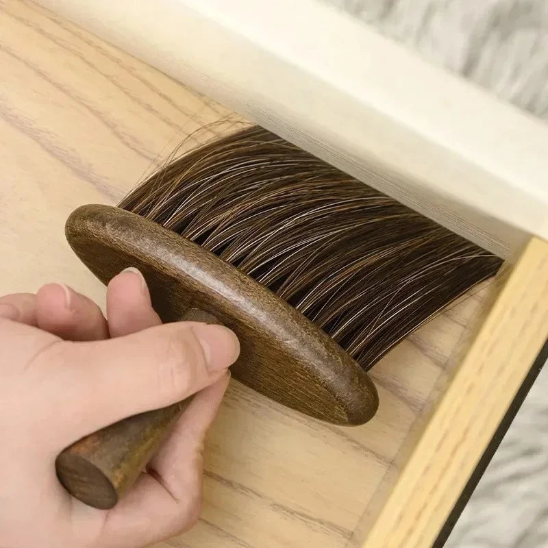 Soft wooden gap brush, for keyboard and car cleaning Qme