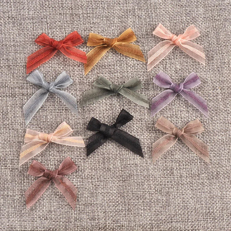 30pcs 2.4-4.5cm bowknot Shape Christmas Style Appliques For DIY Clothing Hat Home Decorative Accessories Holiday Supplies Qme 15-4.3x3.3cm