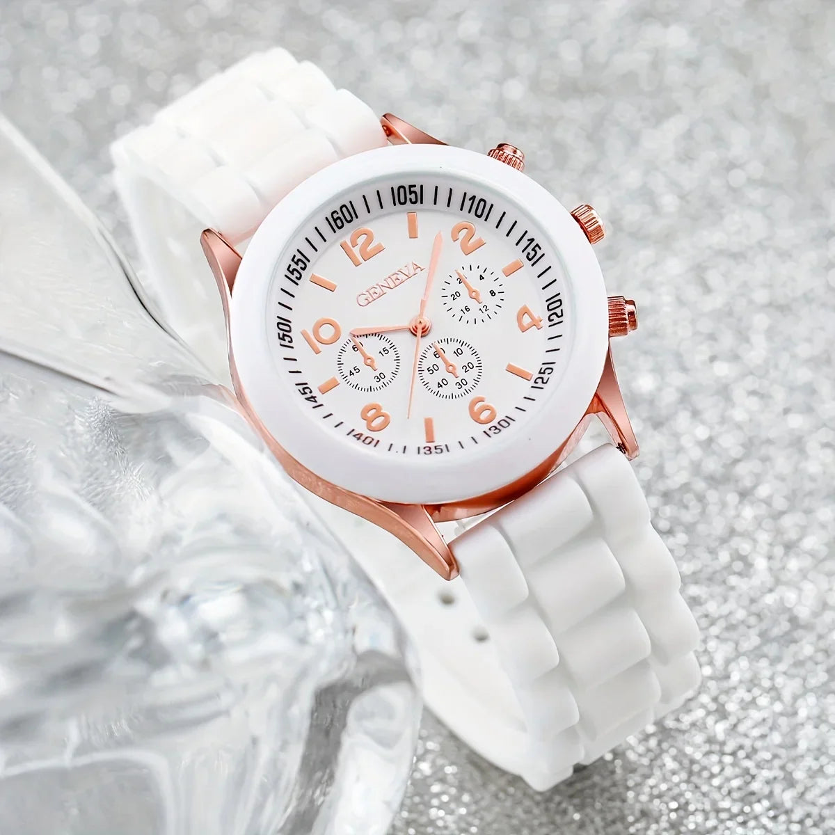 4-Piece Quartz Watch and Heart-Shaped Bracelet Set - Accurate Timekeeping, Casual Fashion Style, Perfect Valentines Qme white