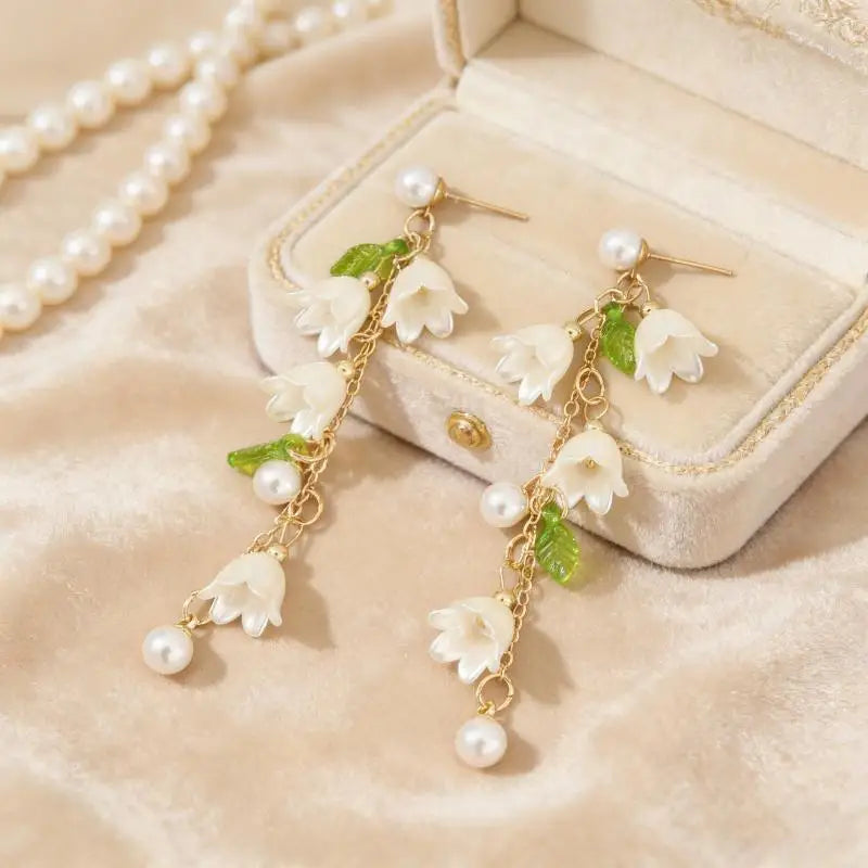 2026 Waterproof Women's Fashion Jewelry Set Durable Ear Cuffs Bracelets Long Earrings for Outdoor Activities Qme