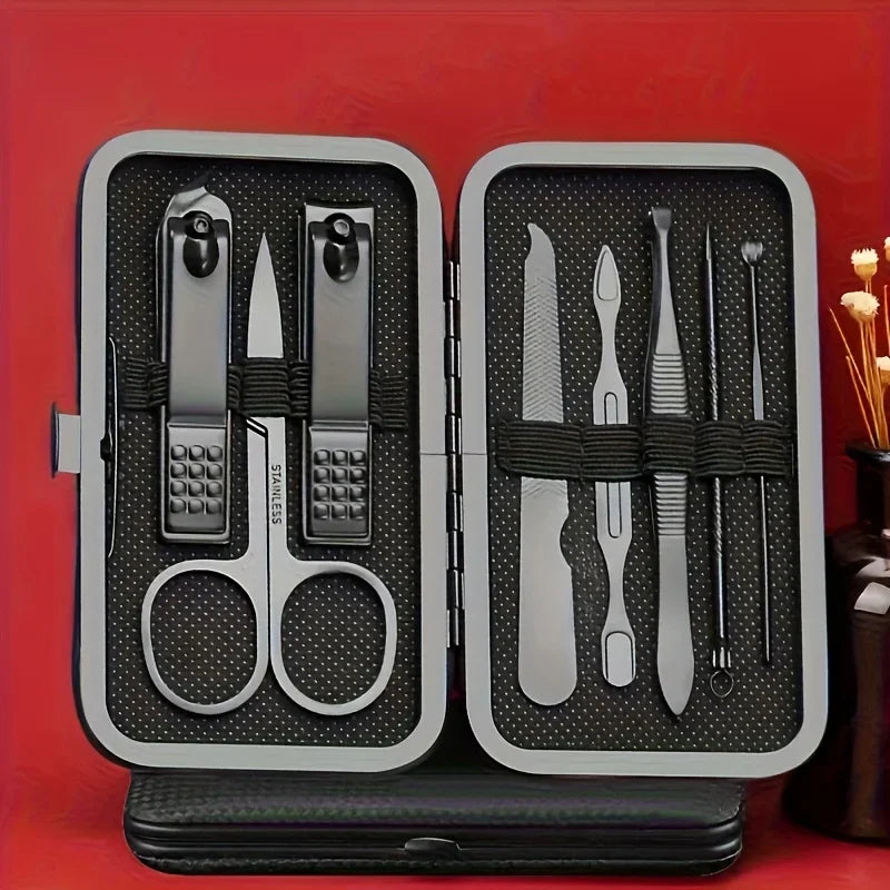 A Set of Stainless Steel Grooming Tools in Black, Including Nail Clippers, a Cuticle Pusher, Perfect for Portable Nail Care Qme