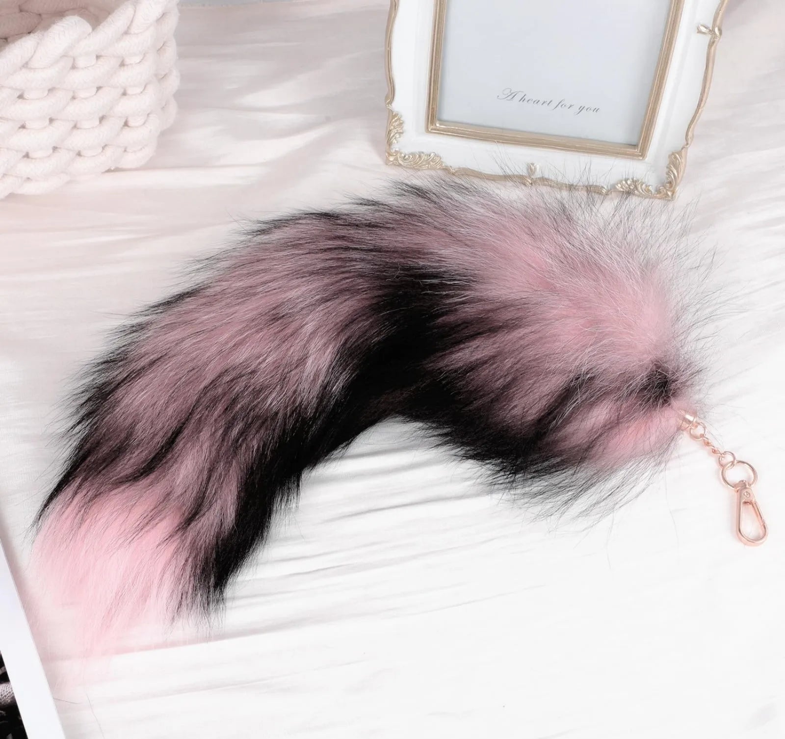 Lovely Plush-Fox Tail Bag Pendant Furry Racoon Tail Keyring Keychain Cute Pompoms Keyring Bag Decor Accessory Holiday Party Gift Qme
