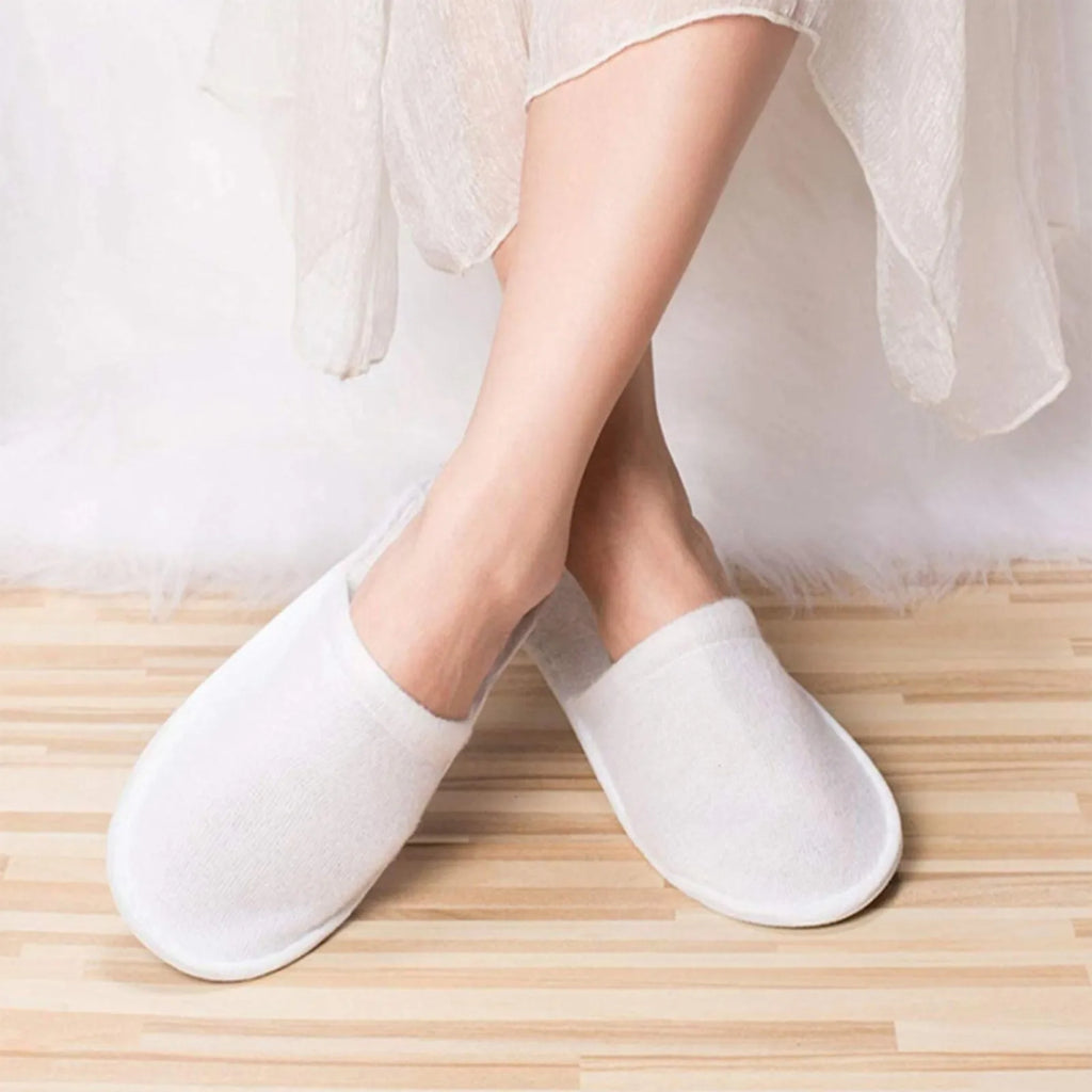 Disposable Closed Slippers For Men And Women Hotel Shoes Guest Shoes White Pure White Disposable Home Slippers Qme