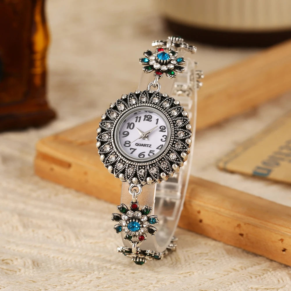 New Women's Watch Bracelet, Women's Watch Color Diamond Full Diamond Fashion Compact Steel Belt Qme