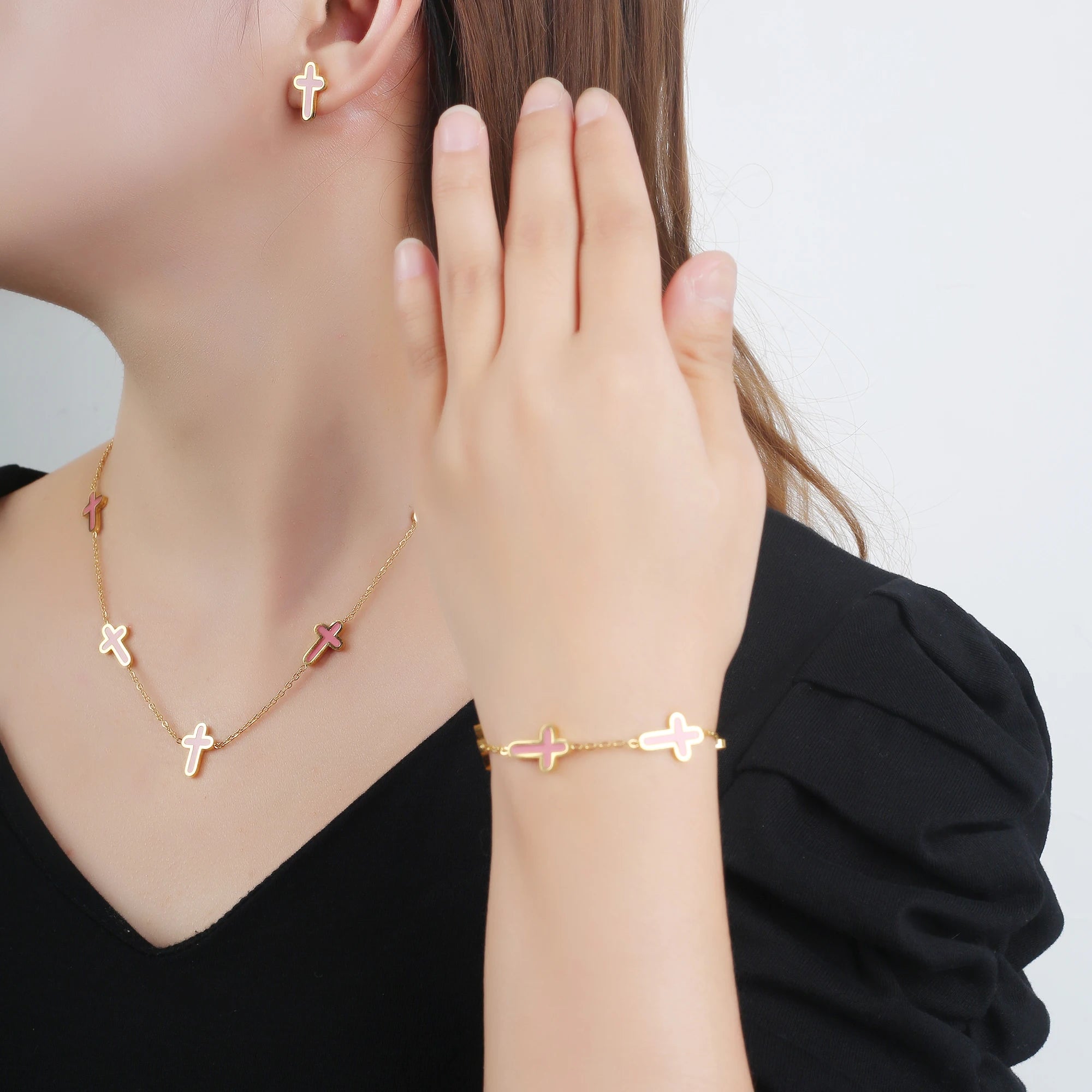 INS Hot Sale Charms Stainless Steel Shell Cross Necklace Jewelry Set Bracelet Earrings Luxury for Party Daily Wear Jewelry Gift Qme