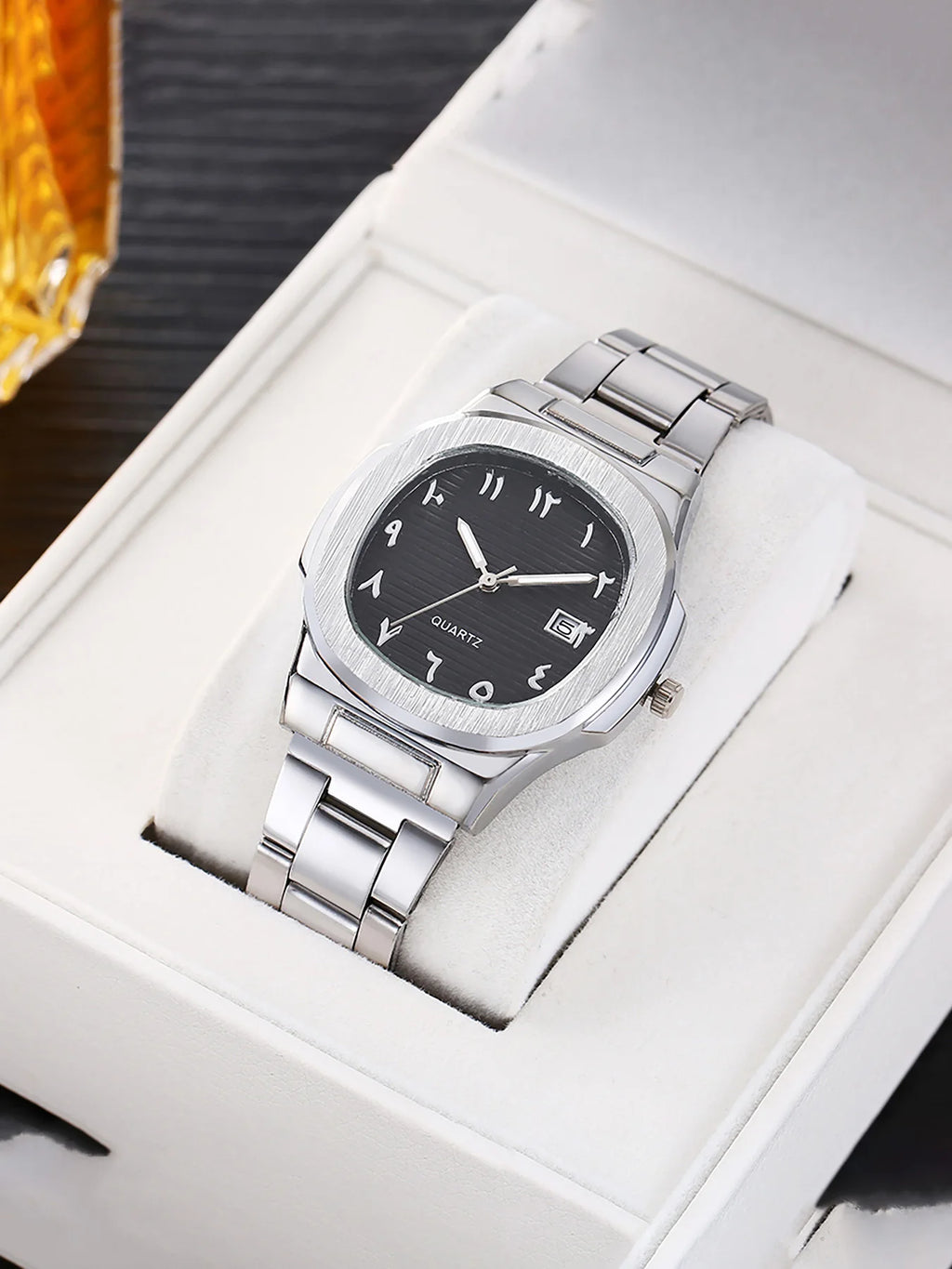 Retro Textured Dial Male Calendar Wristwatch, Multi-Color Option Alloy Band Fashion Daily Wear Men Quartz Watch Qme black