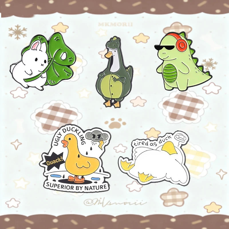 Cartoon Cute Funny Duck Metal Enamel Badge Lovely Little Animal Lapel Pin Brooch Decor for Jeans Coat Hat Bag Collectible Gift Qme