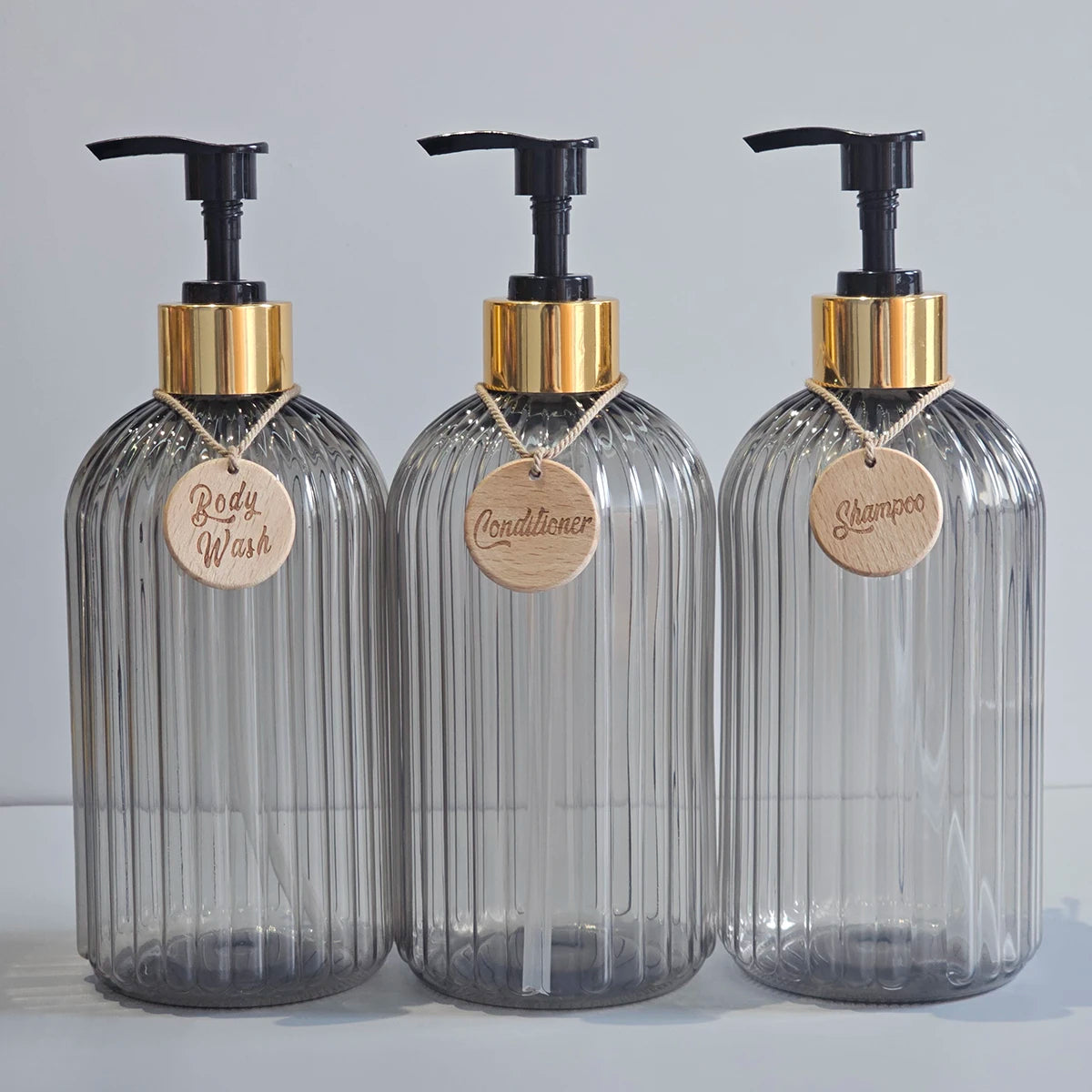 3PCS Elegant Shampoo Conditioner and Body Wash Dispenser Bottle with tags, Ideal for Bathroom Shower Plastic Refillable Bottle Qme Light Grey