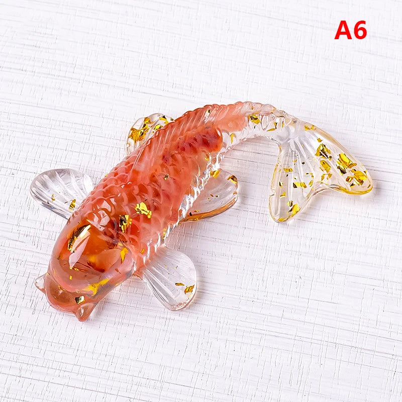 Crystal Stone Gravel Lucky Koi Fish Figurine Resin Mini Quartz Fancy Carp Statue Home Decor Desk Ornament Gift Qme A6
