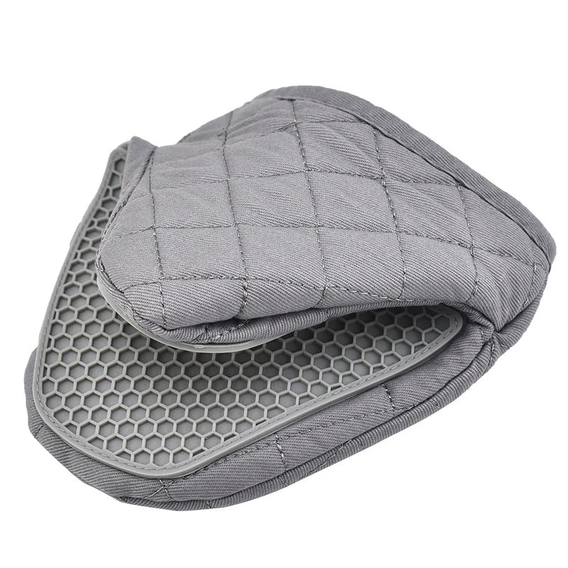 Anti Scald Oven Gloves Kitchen Multi Purpose Fish Shaped Silicone Qme Gray