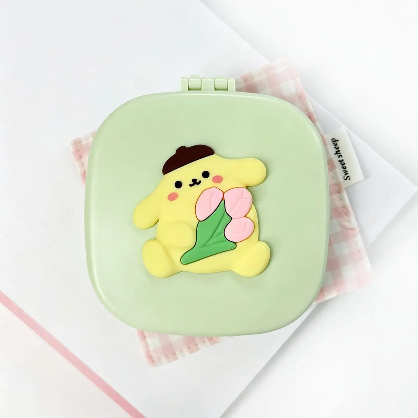 Hello Kitty Kuromi Jewelry Box, Portable Home Makeup Case, Student Bangs Comb and Folding Mirror Comb Storage Box Qme 2