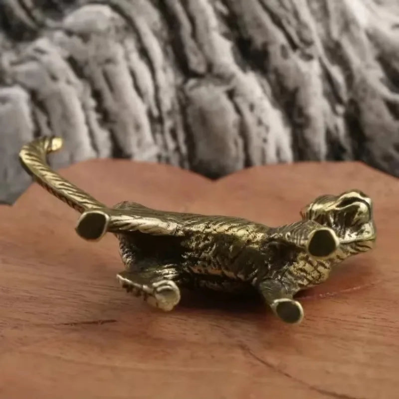 Retro Cat Brass Ornament Creative Long Tailed Cat Desktop Tea Pet Micro Carved Crafts Home Decoration Countryside Cat Ornament Qme