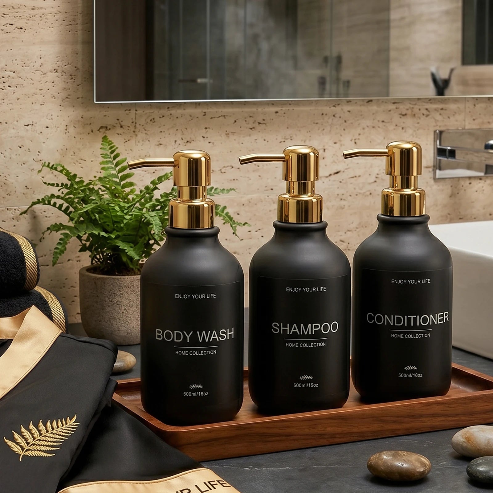 Matte Black Shower Dispenser Bottles Plastic Shampoo Conditioner Body Wash Pump Bottles with Gold for Bathroom Vanity Shower Qme