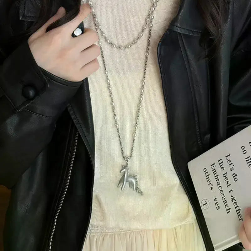 Fashion Korean Version Pearl Pony Pendant Necklace For Women Girls Vintage Exquisite Horse Necklace Jewelry Accessories Gifts Qme