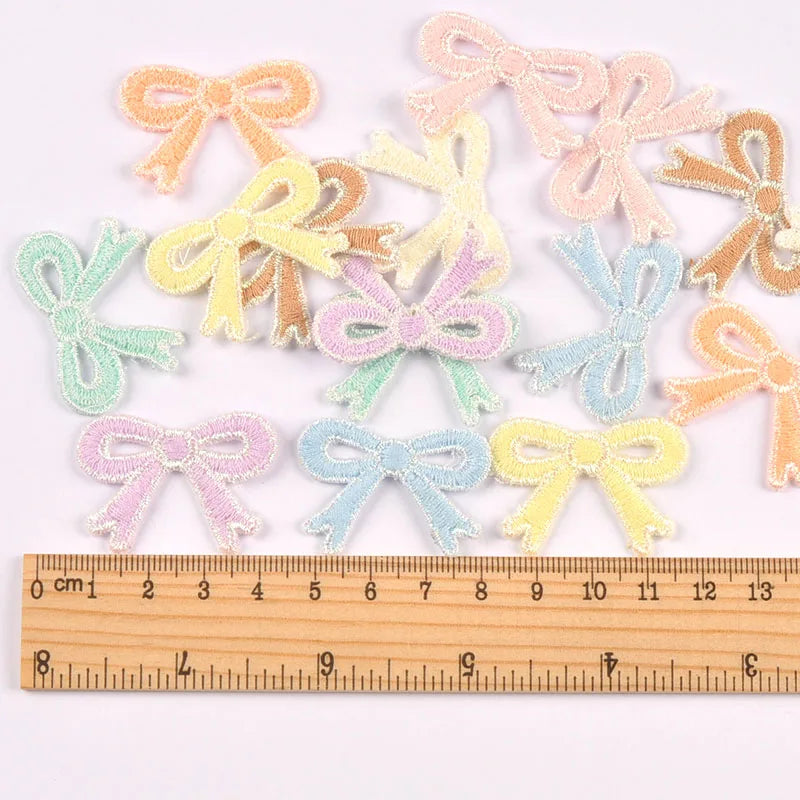 20pcs 2.6x3.6cm mixed colors Knitted bow cloth patch For Clothing Headwear Bags Decoration Sewing Accessories Patch cp4232 Qme