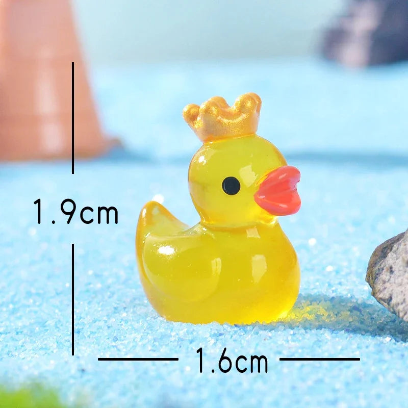 8pcs Luminous Resin Mini Yellow Duckling Miniatures Doll House Glow-in-the-Dark Ducks Figurines For DIY Aquarium Garden Decor Qme