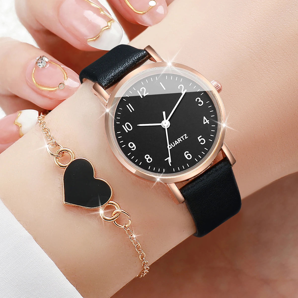 Quartz Watch with Leather Bracelet for Women, Heart Bracelets Without Box, Casual, Small, Female, Fashion, 8 Pieces Per Set Qme 2