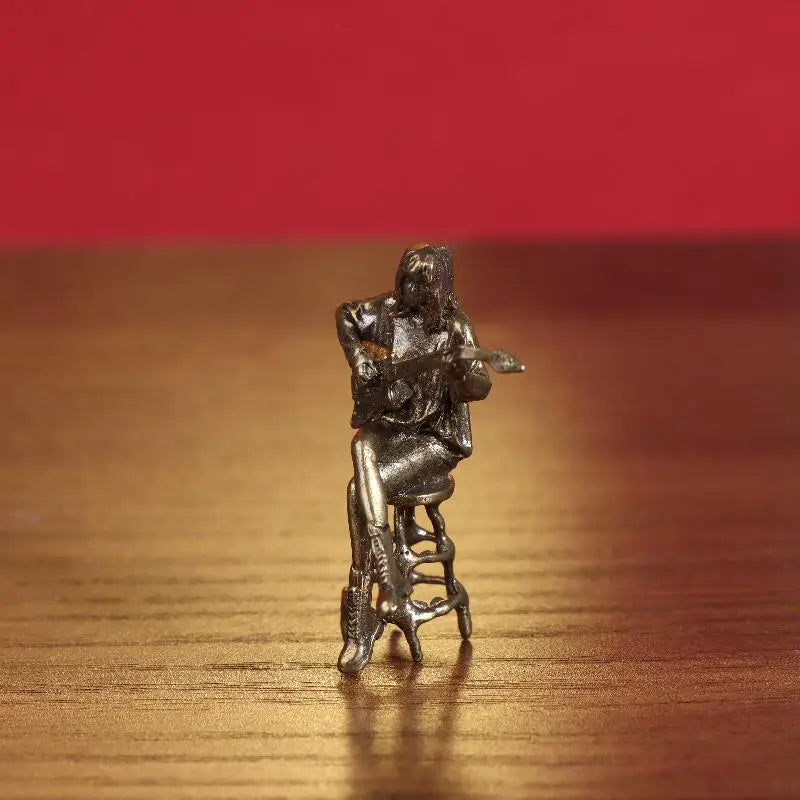 Retro Bar Female Guitarist Doll Figurine Vintage Brass Statue Model Mini Craft Figure Desktop Ornament Office Home Decoration Qme