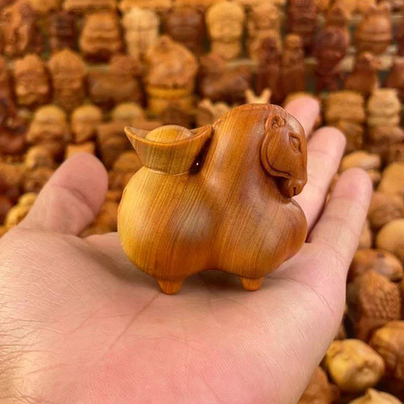 Handcrafted Wooden Horse Ornament Carved Design Chinese Zodiac Horse Statue Home Office Car Desk Decor 2026 New Year Qme
