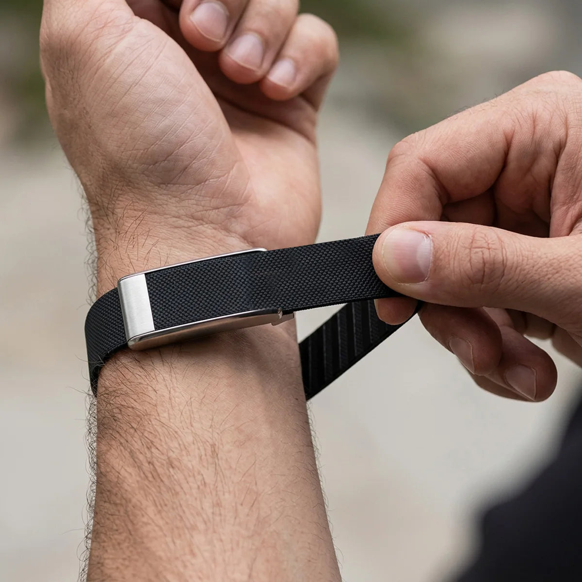 Bicep Bands for Whoop 5.0/5.0MG Comfortable Super Knit Replacement Adjustable NylonSuper Knit Strap Soft and Durable Qme