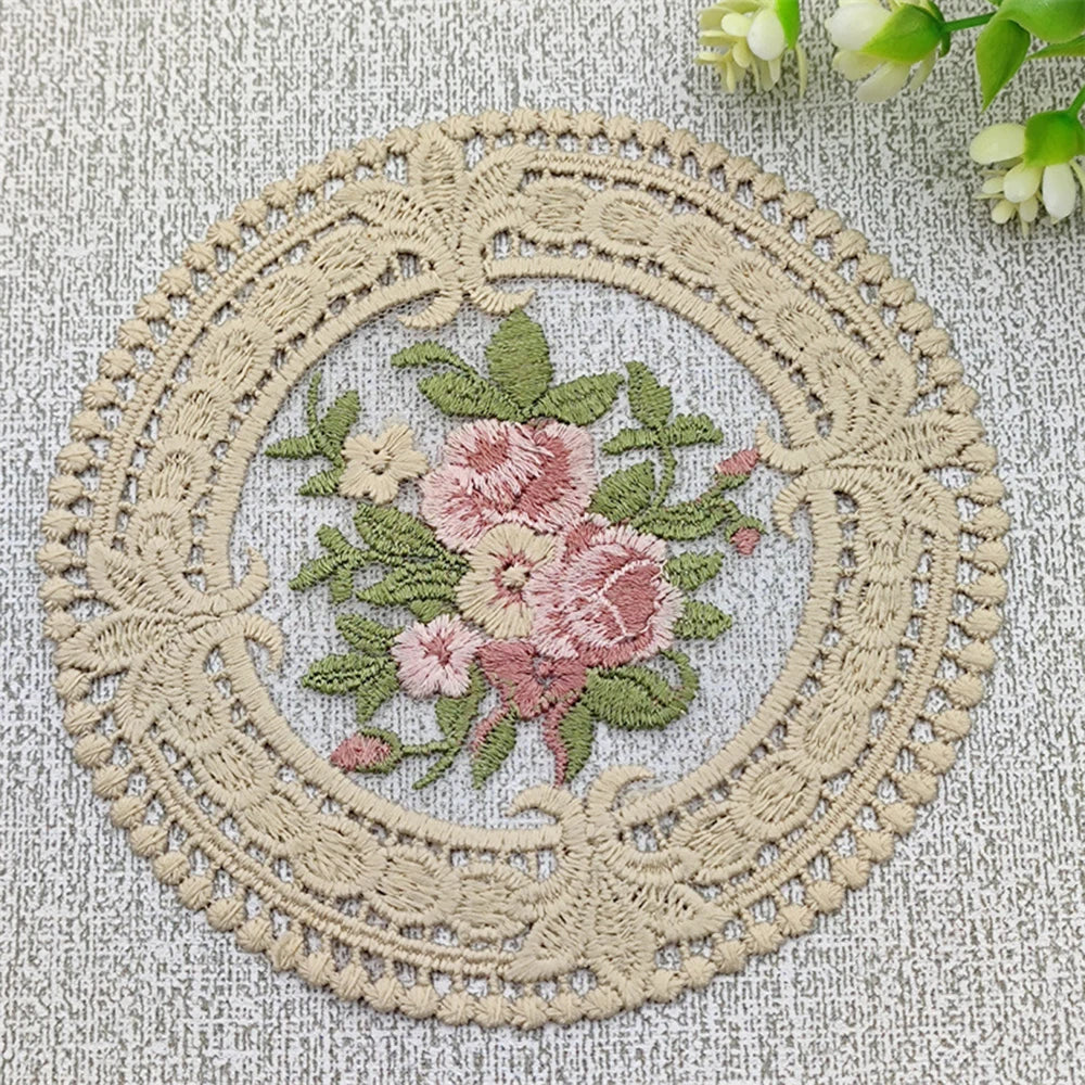 12cm Vintage Lace Coaster Placemat Embroidery Craft Bowls Coffee Cups Coaster European Style Fabric Anti-Scald Table Plate Mat Qme 12 x 12cm Camel