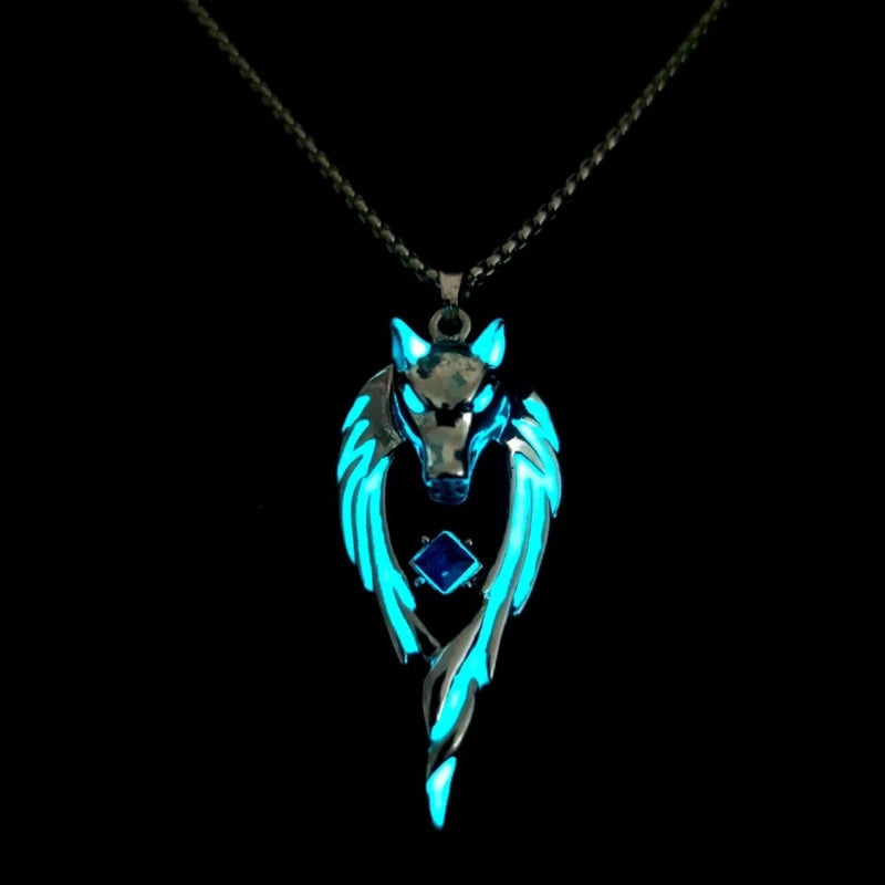 New Wolf King Pendant Necklaces for Men Glow in The Dark Animal Sweater Chain Glowing Necklace Punk Hiphop Jewelry Accessories Qme light blue 60cm