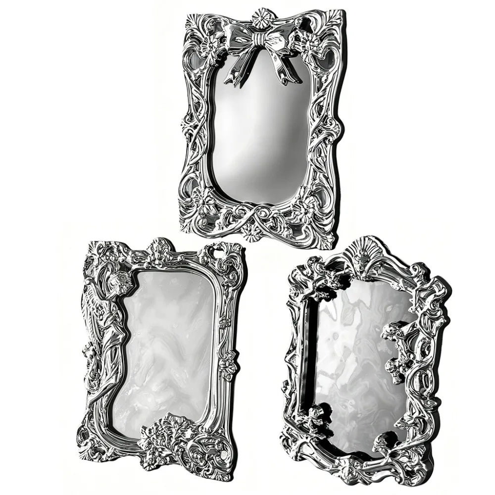 Lightweight Electroplated Frame Irregular Photocard Holder Keychain Qme