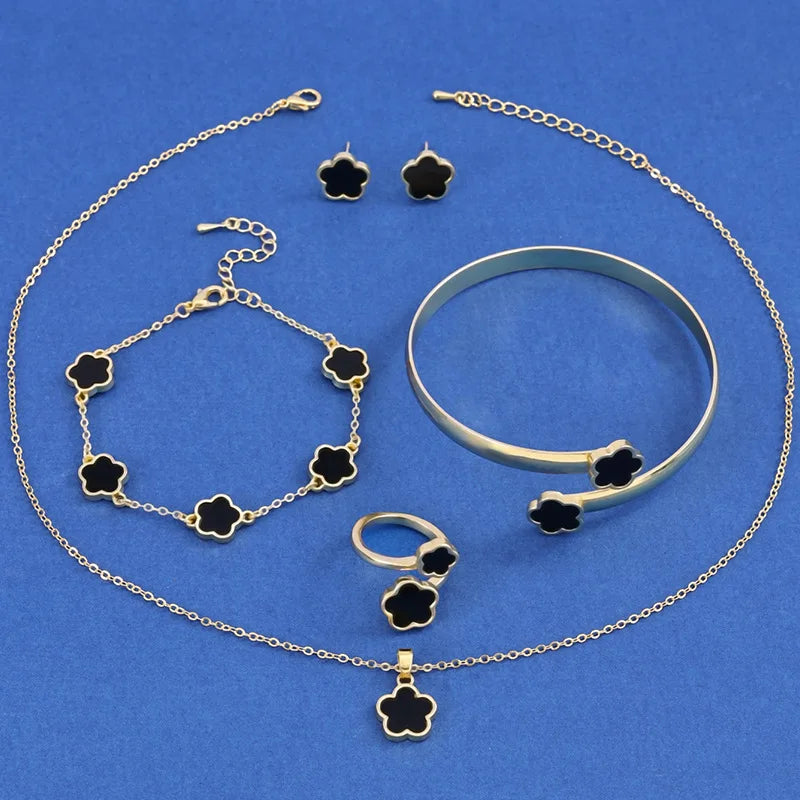 5PCS Five Leaf Flower Jewelry Set Bracelet Necklace Earrings Ring Bangle Classic for Woman Girl Party Brand Jewelry Gift Clover Qme 5PCS Black