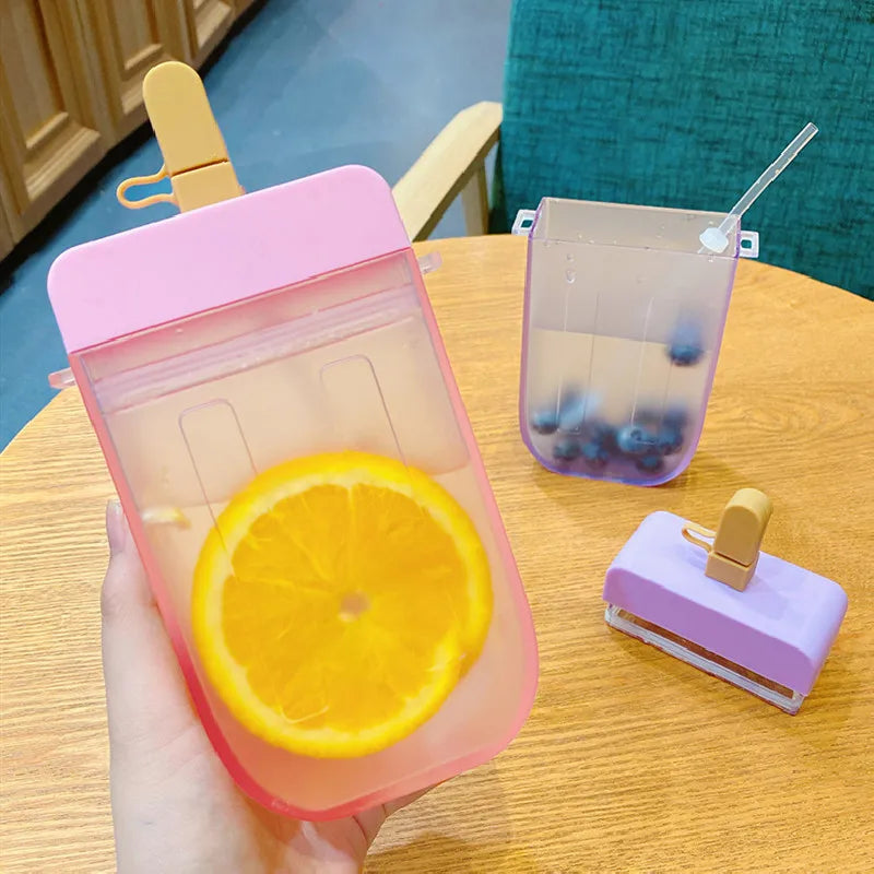 300ml popsicle ice cream cup, crossbody plastic straw water cup, simple and creative, portable cup, straw anti drop water bottle Qme