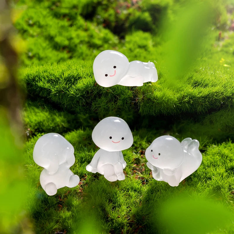 Cartoon Luminous Small People Figurines Glow Dark Cute Miniatures Qme