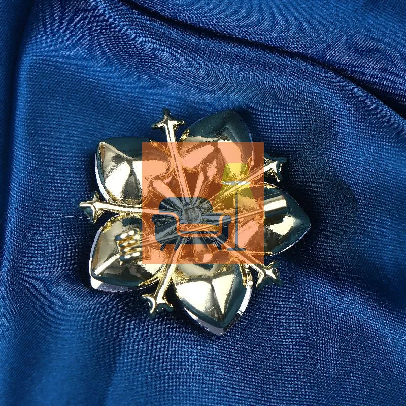 Crystal Peach Blossom Brooches For Women Men Charming Shining Flowers Party Office Brooch Pins Jewelry Gifts Qme