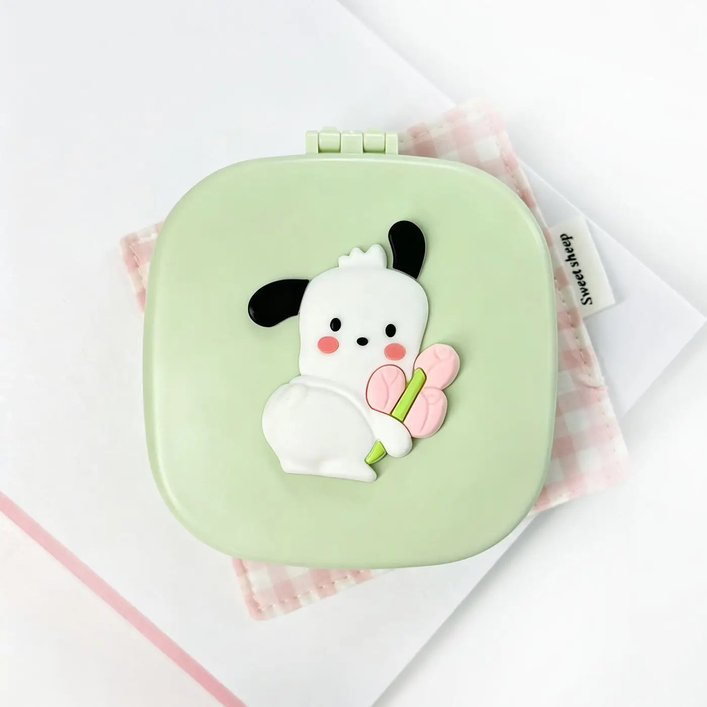 Hello Kitty Kuromi Jewelry Box, Portable Home Makeup Case, Student Bangs Comb and Folding Mirror Comb Storage Box Qme 6