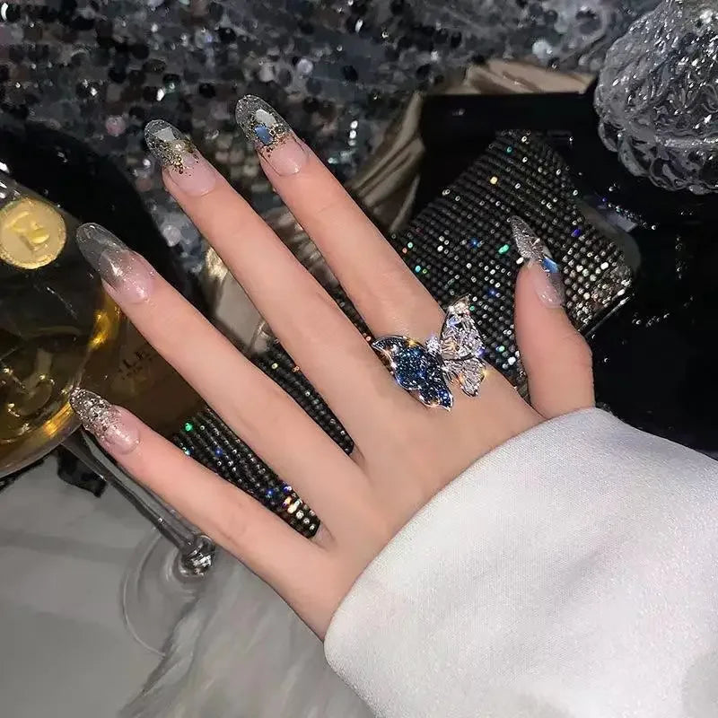 Exquisite Luxury Shiny 3D Exaggerated Two Color Butterfly Open Ring Crystal Geometric Zircon Rings Women Anniversary Jewelry Qme