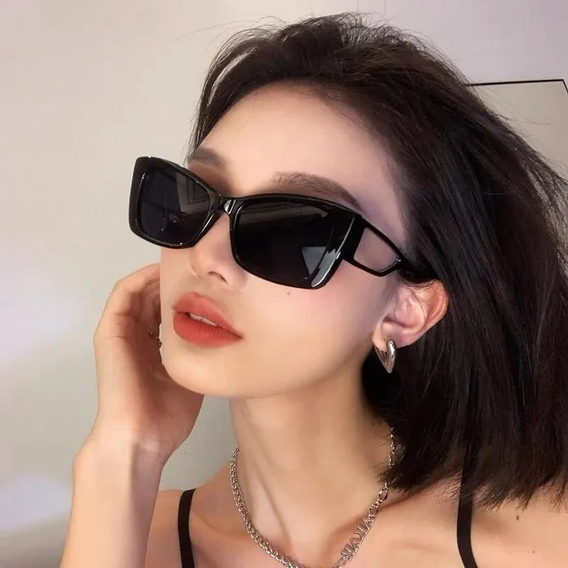 New Cat Eye Women Sunglasses Vintage Brand Designer Fashion Sun Glasses Big Cateye Designer SunGlasses Shades Female Anti-Glare Qme