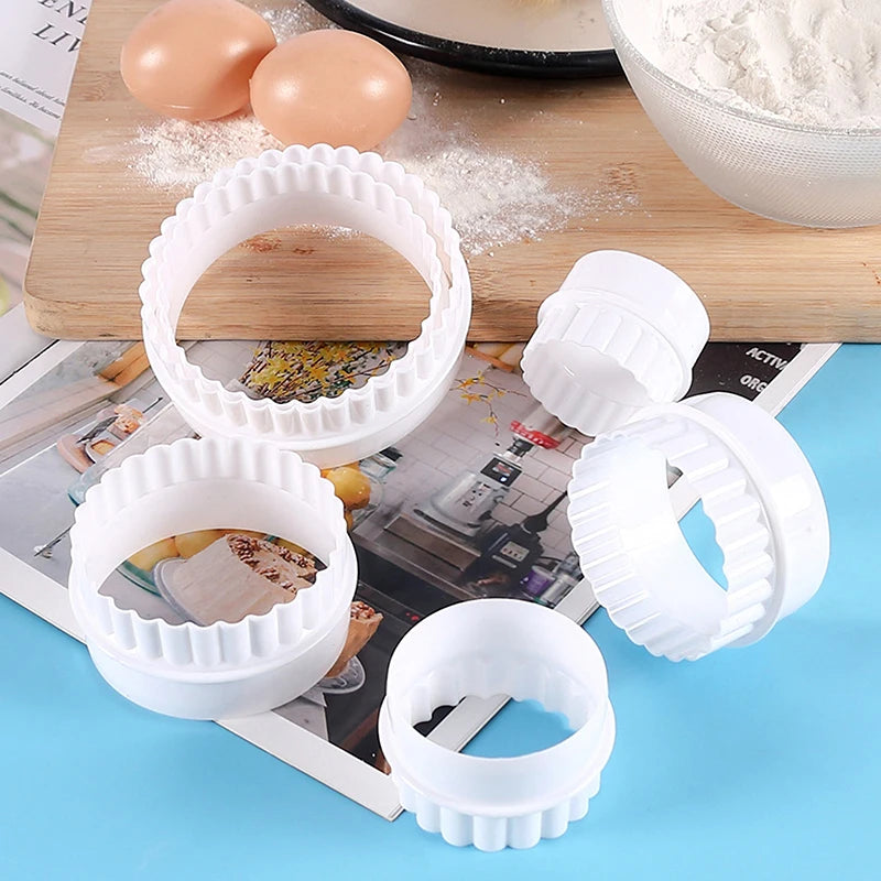 White Wave Round Double-sided Cookie Cutters Kitchen Tools Baking Qme