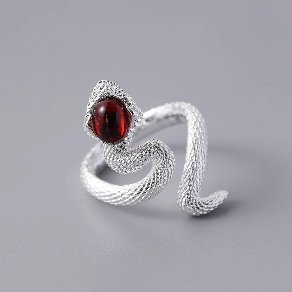Original Design Light Luxury Snake Opening Ring for Men and Women Simple Retro Fashion Snake Ring Wholesale Qme Red Silver Plated resizable