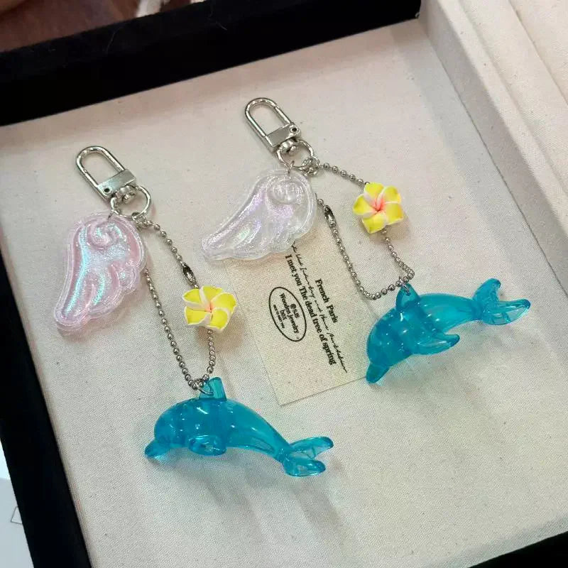 Y2K Dolphin Keychain Vintage Alloy Polished Smooth Cute Charm for Backpack Crossbody Bag Women Gift Accessory Qme
